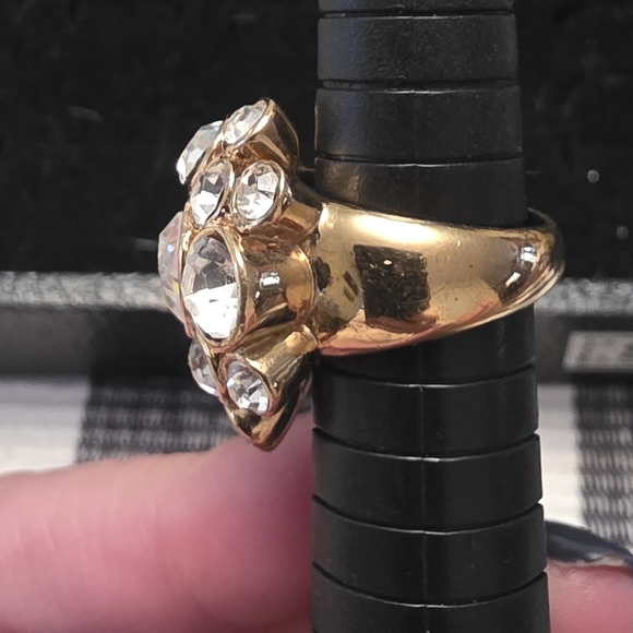 Vintage Cluster Dome Style Ring With Old Mine Style Faceted Stones - Picture 16 of 16